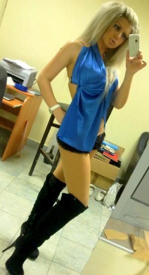 Anya from California is interested in nsa sex with a nice, young man