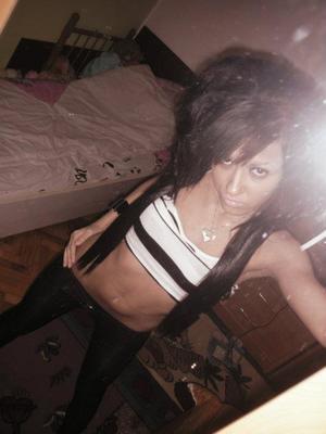 Carrie is a cheater looking for a guy like you!