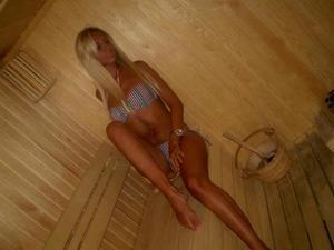 Looking for local cheaters? Take Pamela from Wisconsin home with you